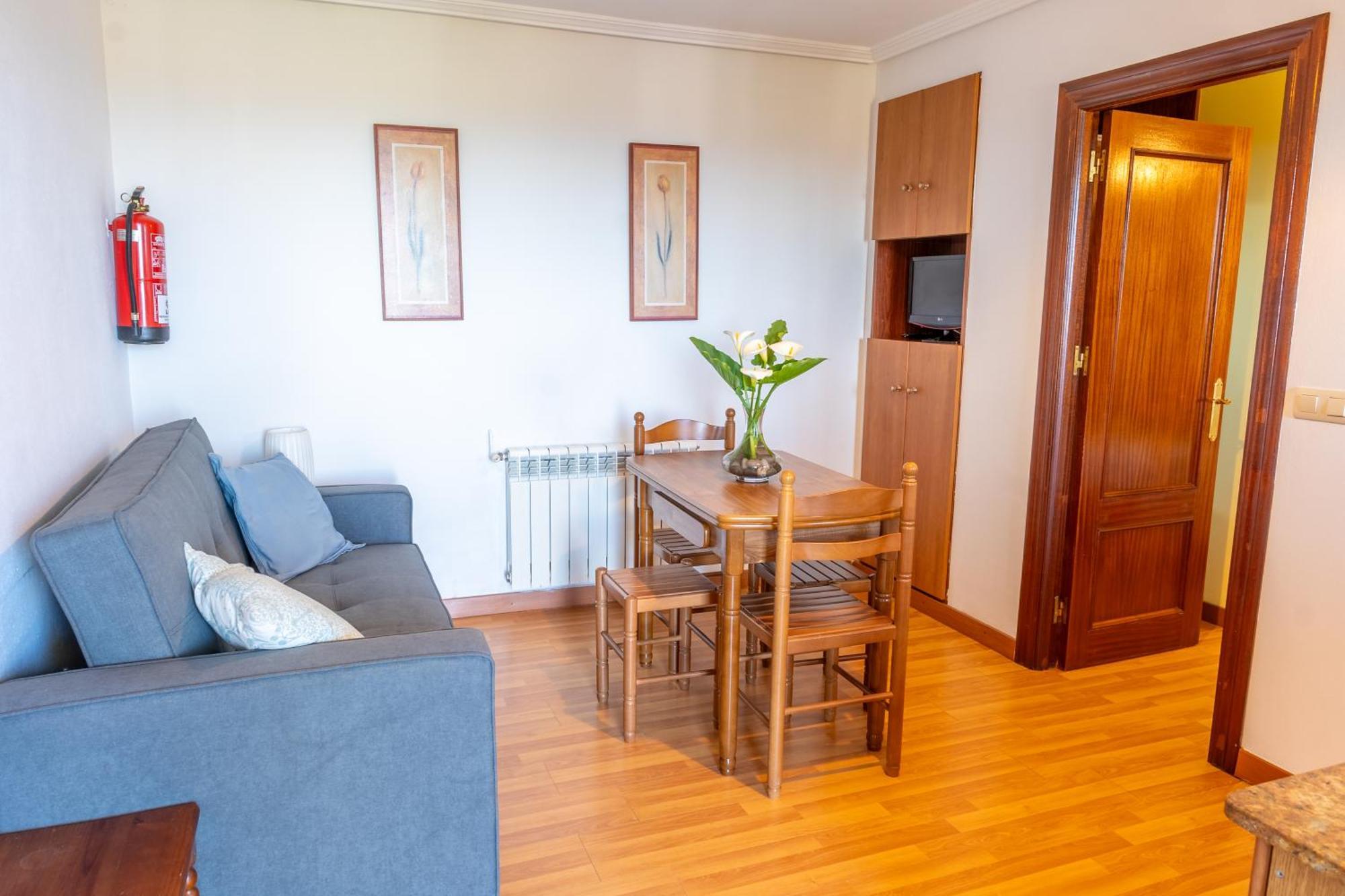 Apartamentos Olga Cudillero Buitenkant foto